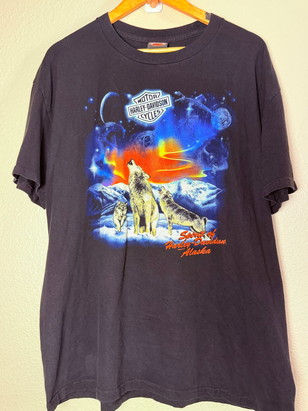 Harley Davidson Alaska Howling Wolf Tee XL