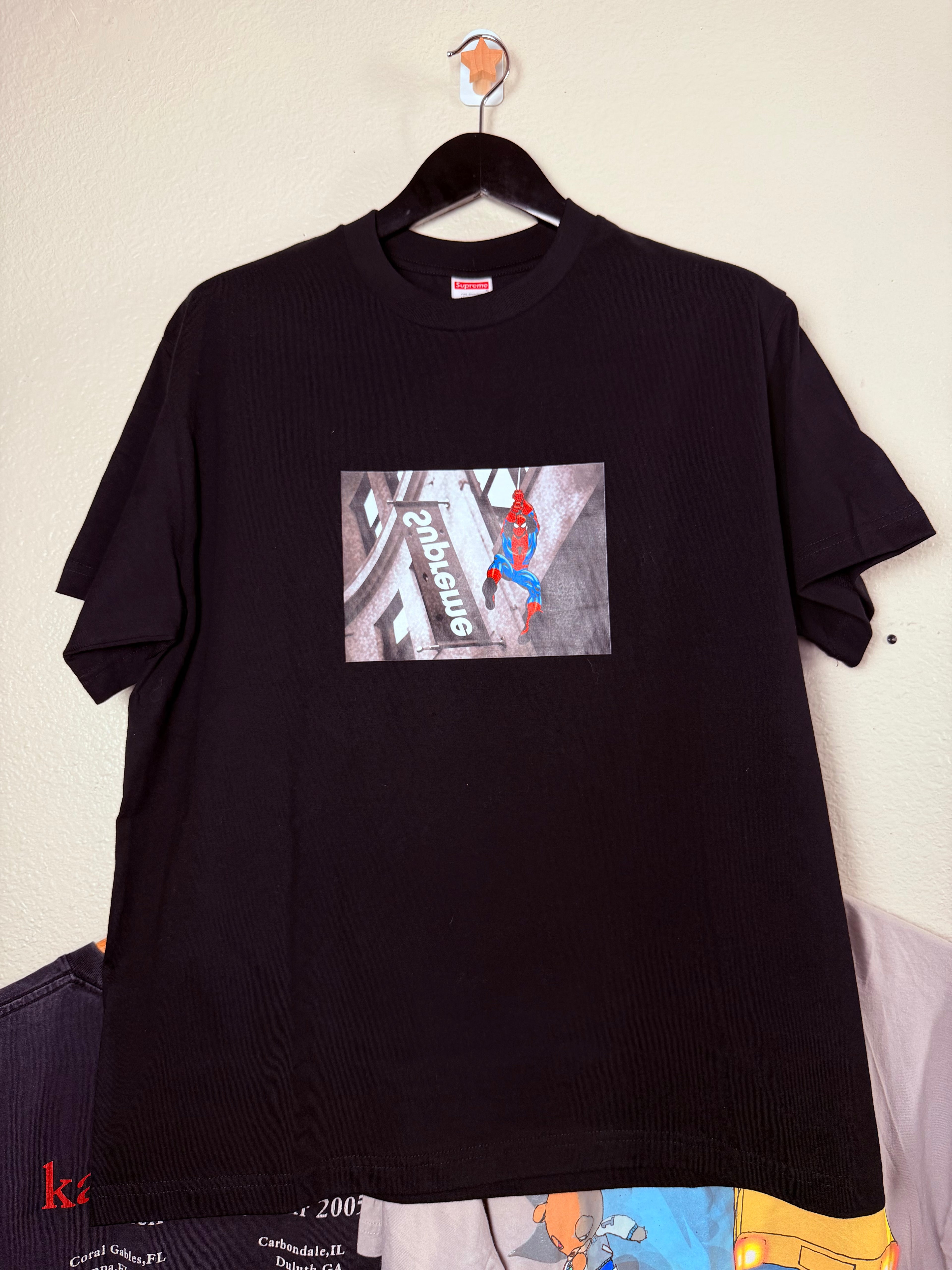 ‘26 Supreme Spider Man Photo Tee Large