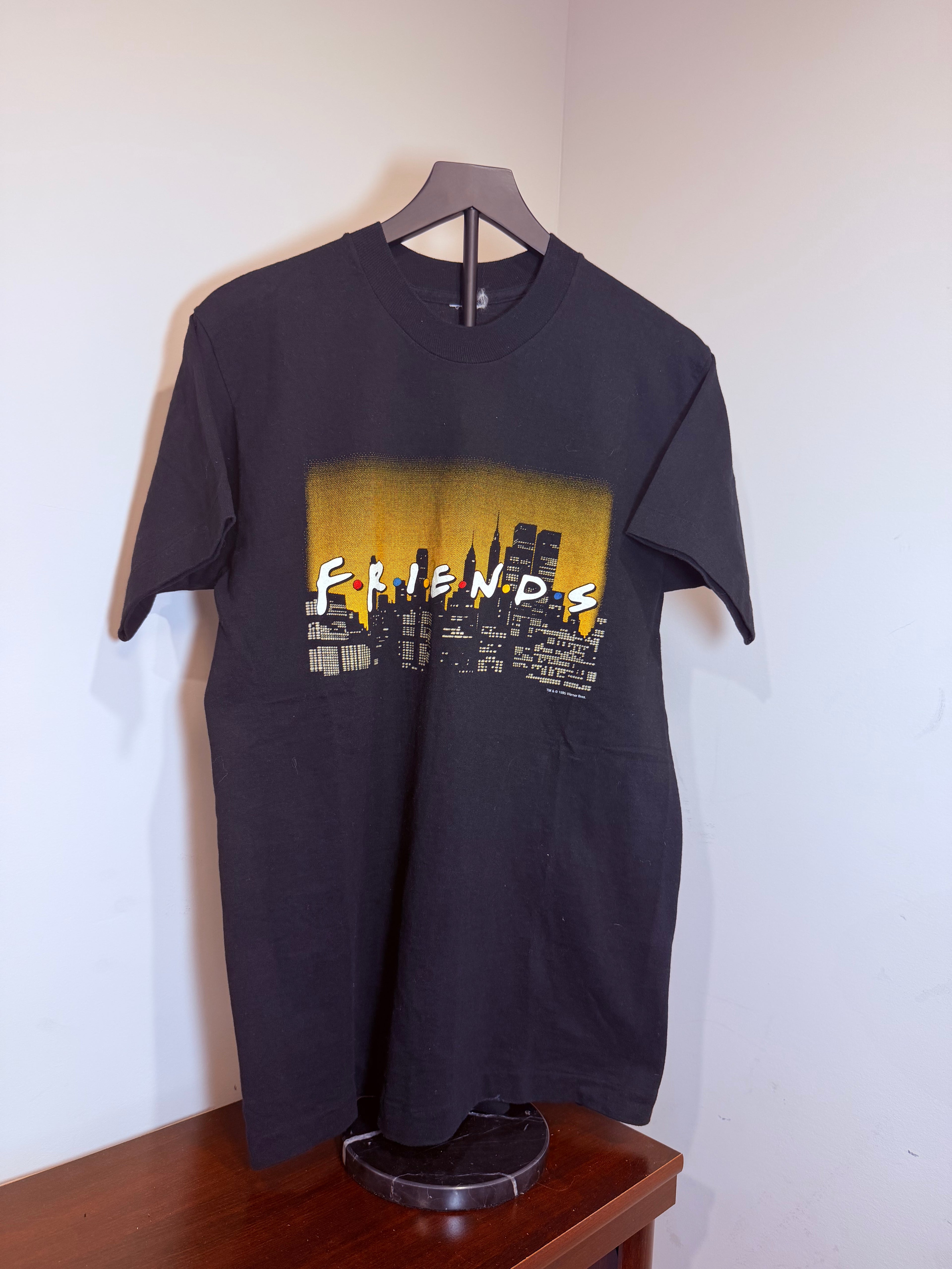90s Friends New York City Skyline Tee